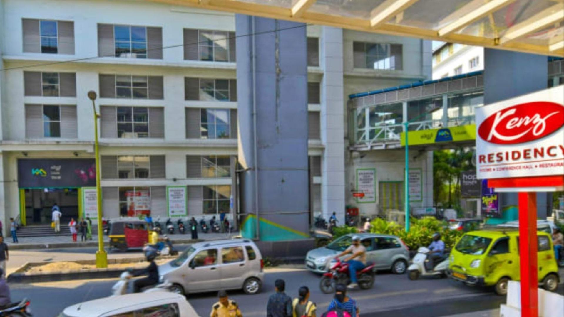 Kenz Residency Otel Kochi Dış mekan fotoğraf