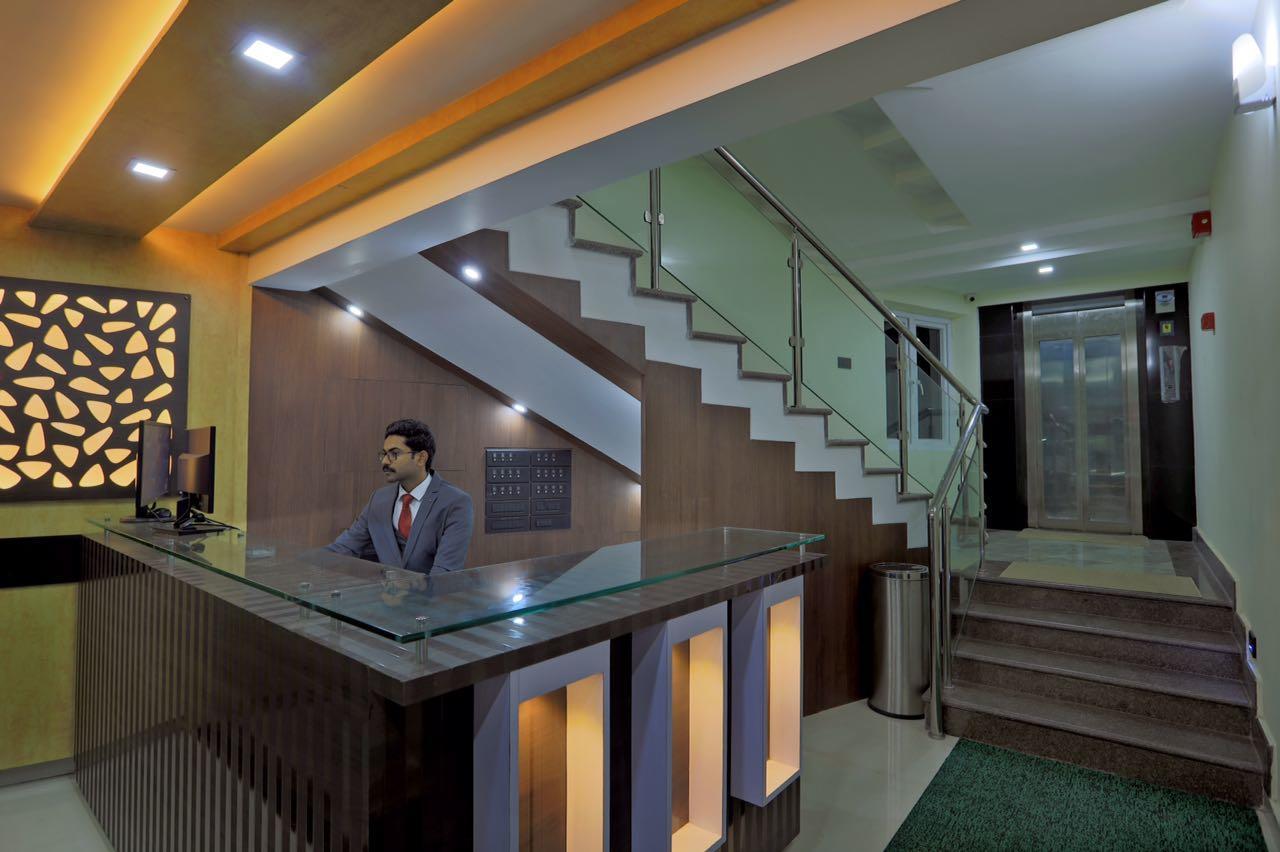 Kenz Residency Otel Kochi Dış mekan fotoğraf