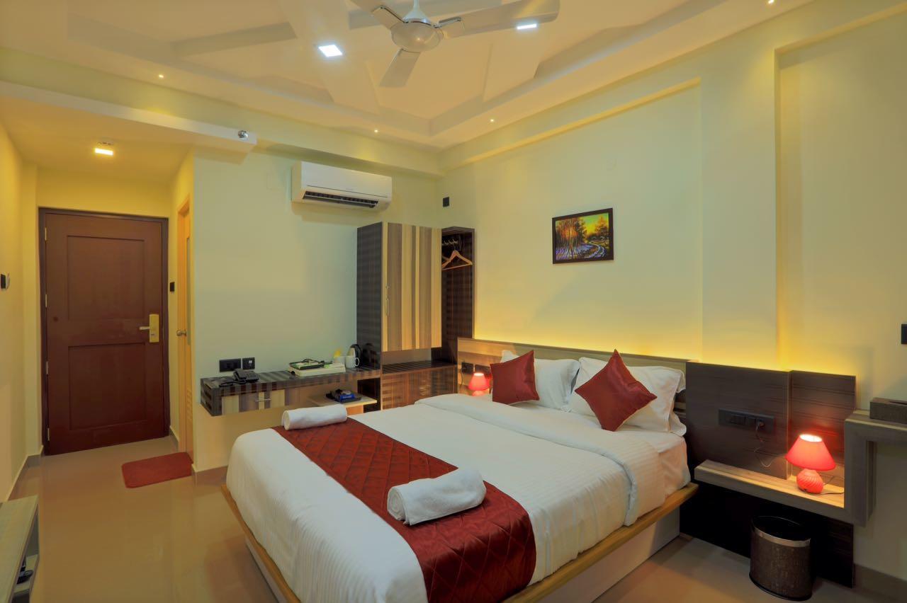 Kenz Residency Otel Kochi Dış mekan fotoğraf