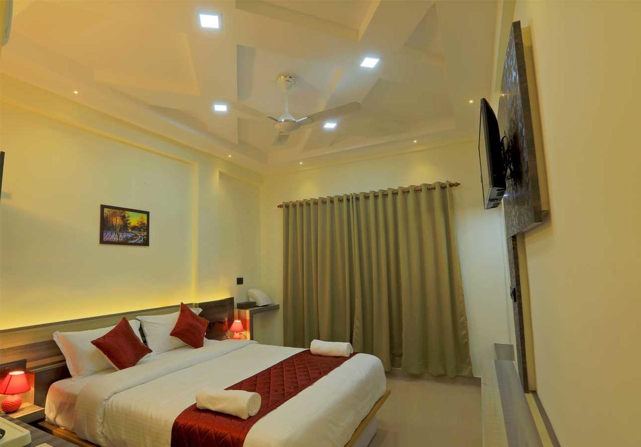 Kenz Residency Otel Kochi Dış mekan fotoğraf