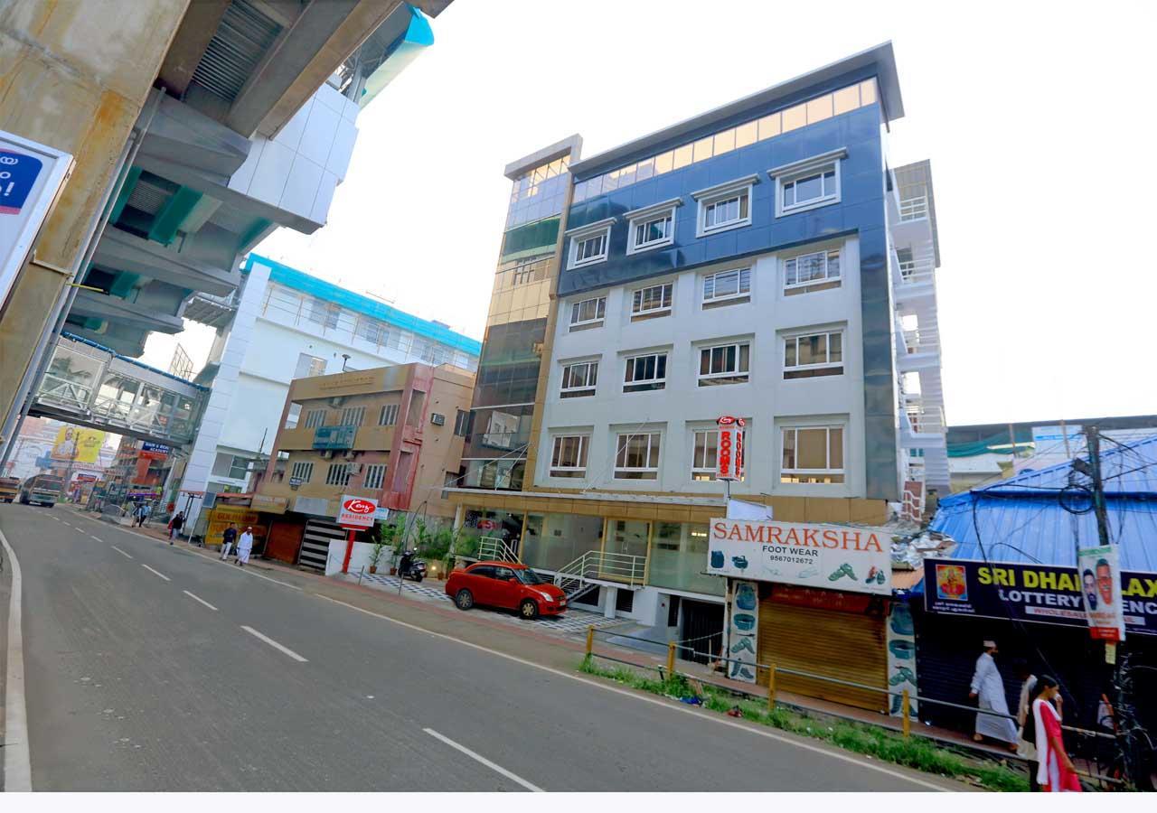 Kenz Residency Otel Kochi Dış mekan fotoğraf